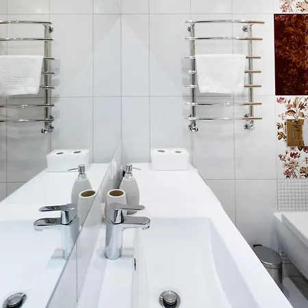 Embassy Center With Parking Ryga