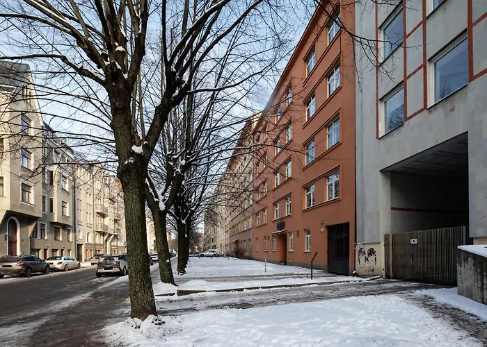 Dzīvoklis Embassy Center With Parking *