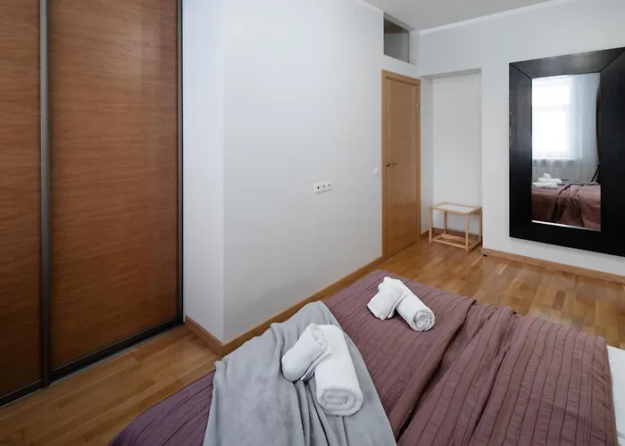 Dzīvoklis Embassy Center With Parking