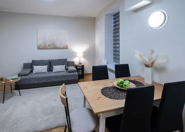 Embassy Center With Parking Dzīvoklis