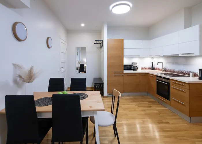 Dzīvoklis Embassy Center With Parking