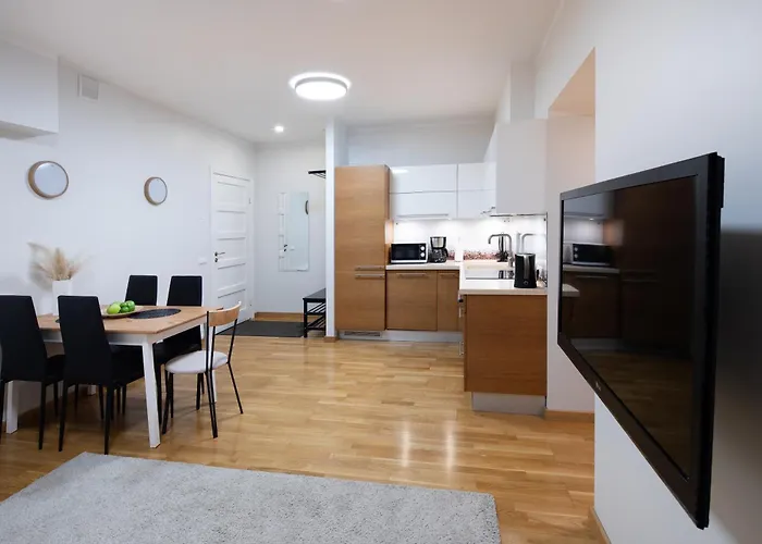 Апартаменты Embassy Center With Parking Рига