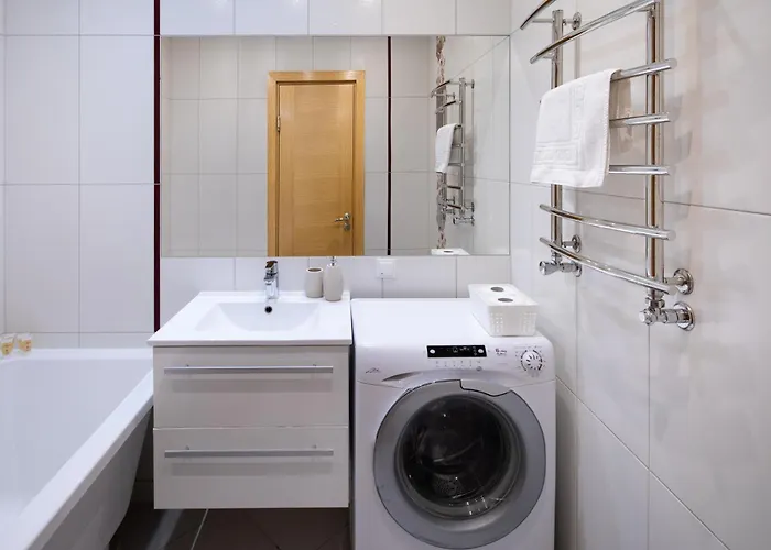 Embassy Center With Parking